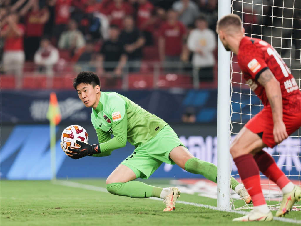 吉尔克里斯 吉尔克里斯